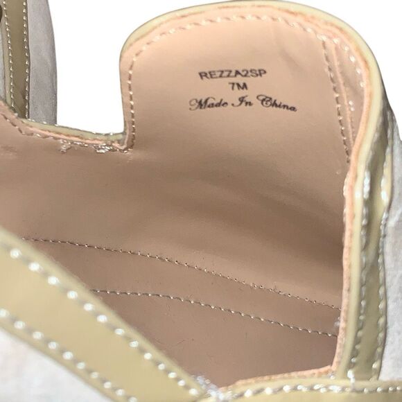 Women's Donald Pliner Rezza Crystal Embellished Loafers size 7 - Picture 7 of 9